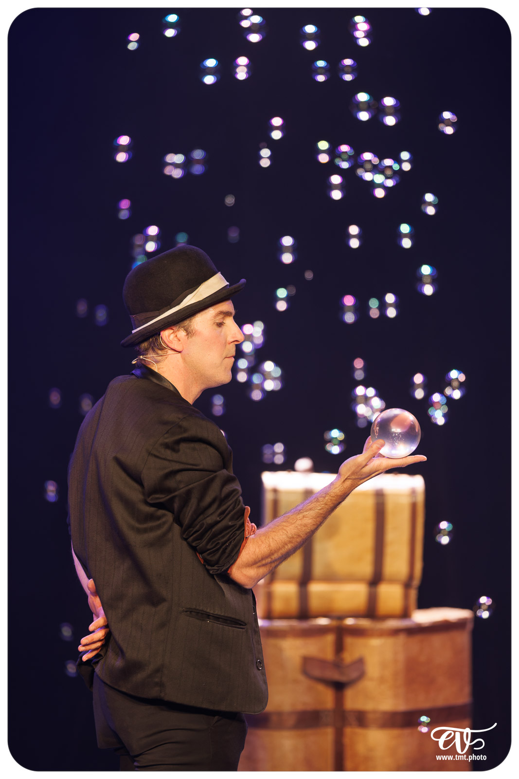 VIVI (CIE VIBRATION VISUELLE)